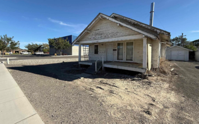 How Title Transfers in Idaho When You Sell Without an Agent